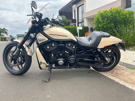 HARLEY-DAVIDSON V ROD NIGHT ROD ESPECIAL 